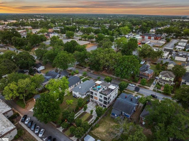 208-B Perry Avenue, Greenville, SC 29601