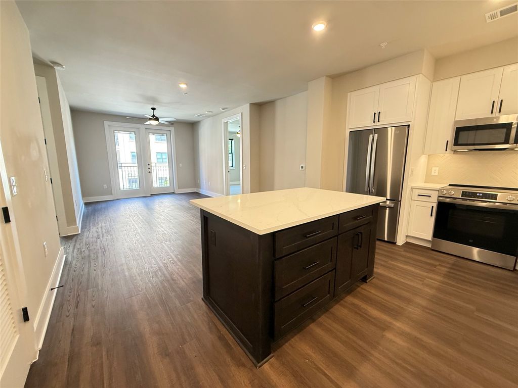 3255 Carlisle Street 2106, Dallas, TX 75204