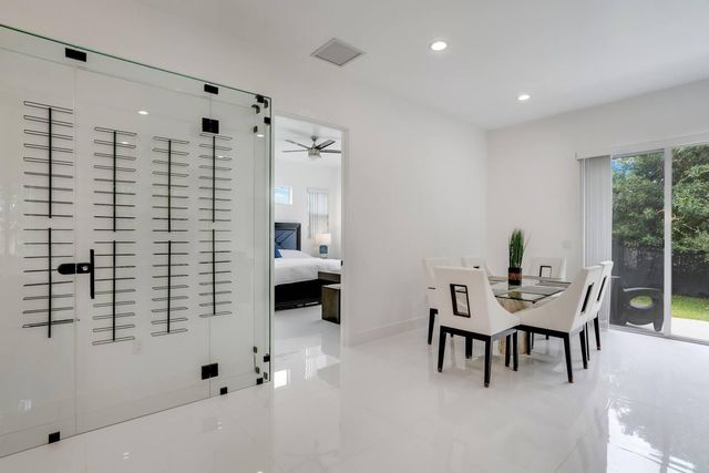 2962 NW 10th Court, Fort Lauderdale, FL 33311