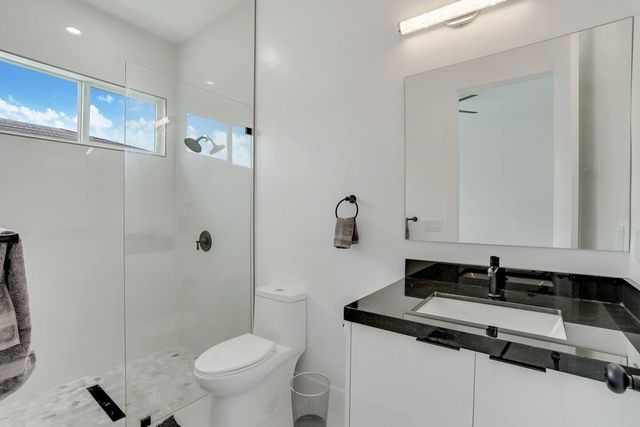 2962 NW 10th Court, Fort Lauderdale, FL 33311