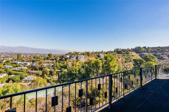 3844 Bobstone, Sherman Oaks, CA 91423