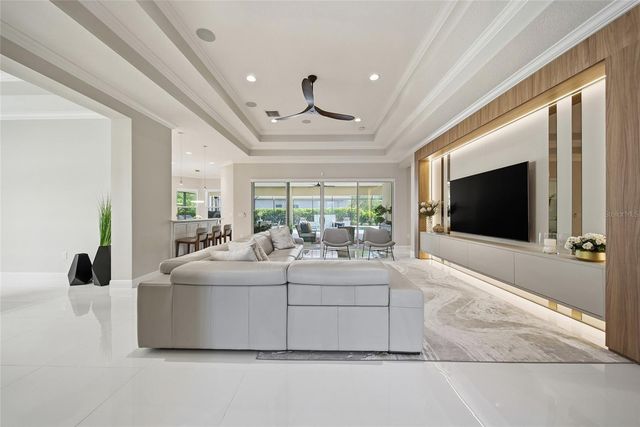 2420 COCO PALM CIRCLE, Wesley Chapel, FL 33543