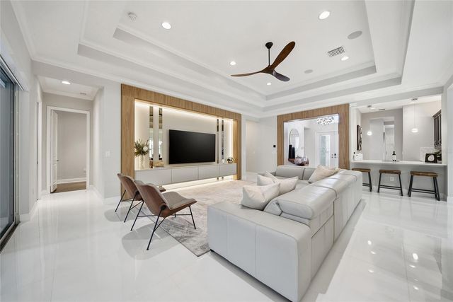 2420 COCO PALM CIRCLE, Wesley Chapel, FL 33543