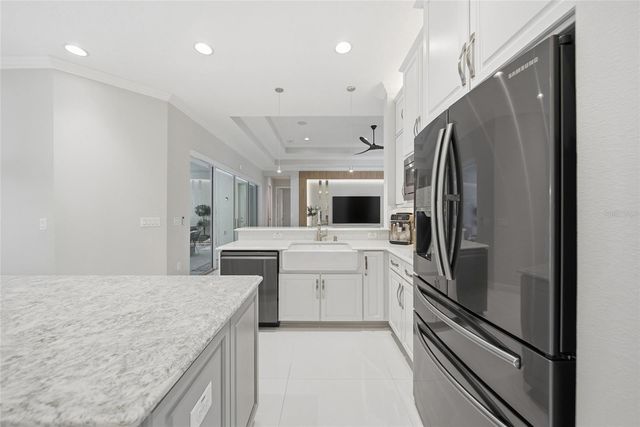 2420 COCO PALM CIRCLE, Wesley Chapel, FL 33543