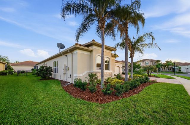 2420 COCO PALM CIRCLE, Wesley Chapel, FL 33543