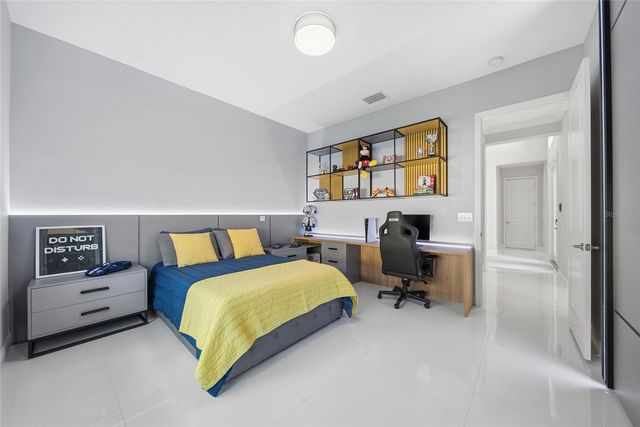 2420 COCO PALM CIRCLE, Wesley Chapel, FL 33543