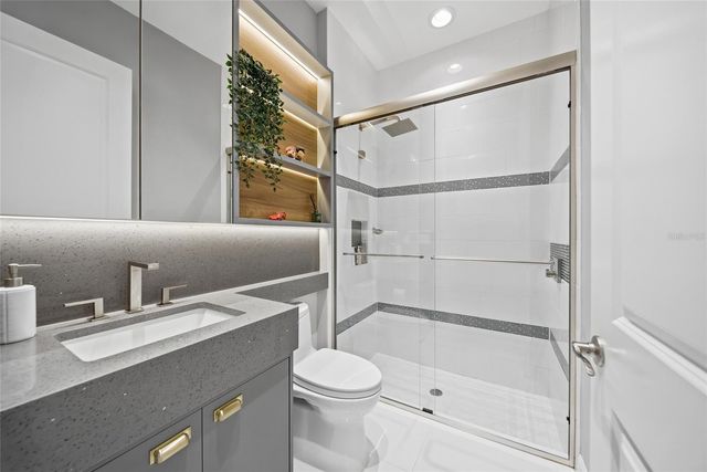 2420 COCO PALM CIRCLE, Wesley Chapel, FL 33543