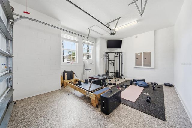 2420 COCO PALM CIRCLE, Wesley Chapel, FL 33543