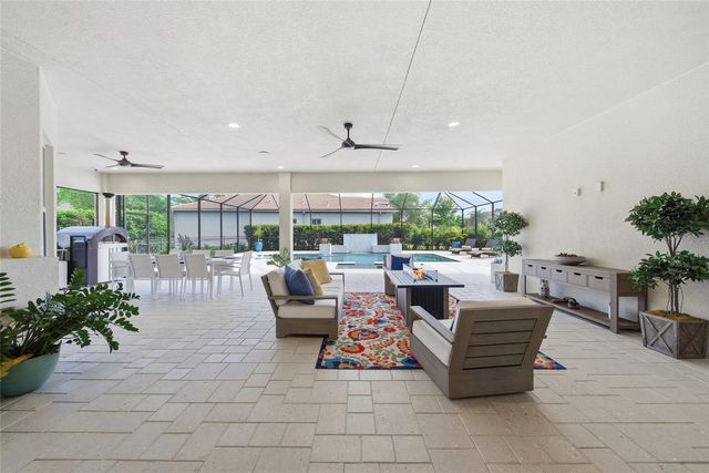 2420 COCO PALM CIRCLE, Wesley Chapel, FL 33543