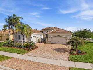 2420 COCO PALM CIRCLE, Wesley Chapel, FL 33543