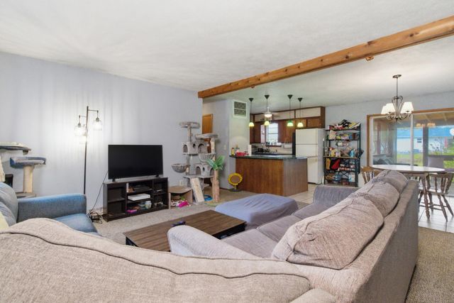 2806 W Chicago Street, Springfield, MO 65803