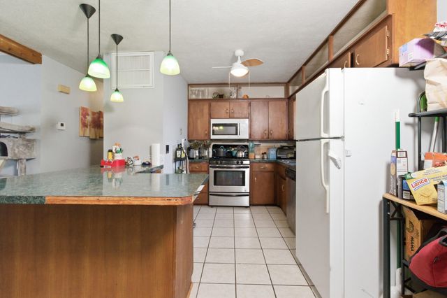 2806 W Chicago Street, Springfield, MO 65803