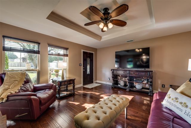 3320 Bryan Street, Sachse, TX 75048