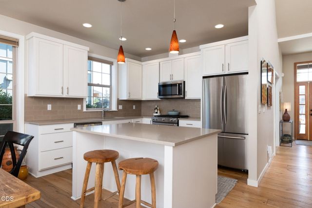 63154 Iner Loop, Bend, OR 97701