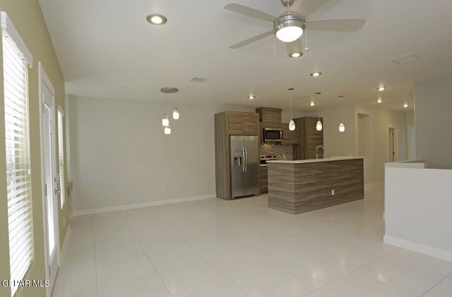 5545 Buckley Drive 1, El Paso, TX 79912