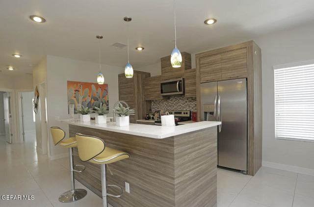 5545 Buckley Drive 1, El Paso, TX 79912