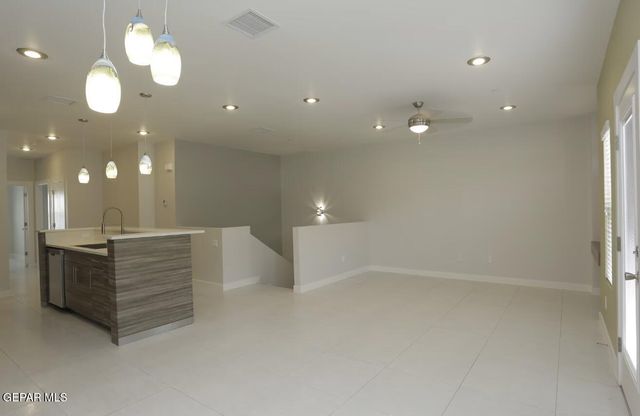 5545 Buckley Drive 1, El Paso, TX 79912