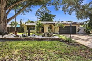 624 SAINT ANDREWS DRIVE, Sarasota, FL 34243
