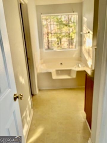 6659 Setter Drive, Riverdale, GA 30296