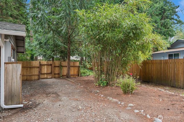 6724 Alder Glen Drive SE, Olympia, WA 98513
