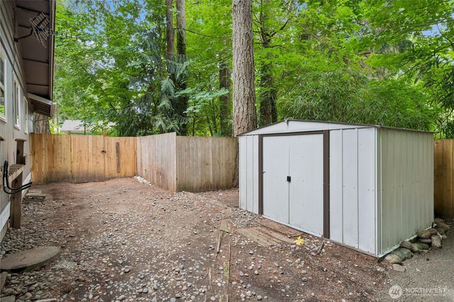 6724 Alder Glen Drive SE, Olympia, WA 98513