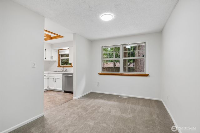 6724 Alder Glen Drive SE, Olympia, WA 98513