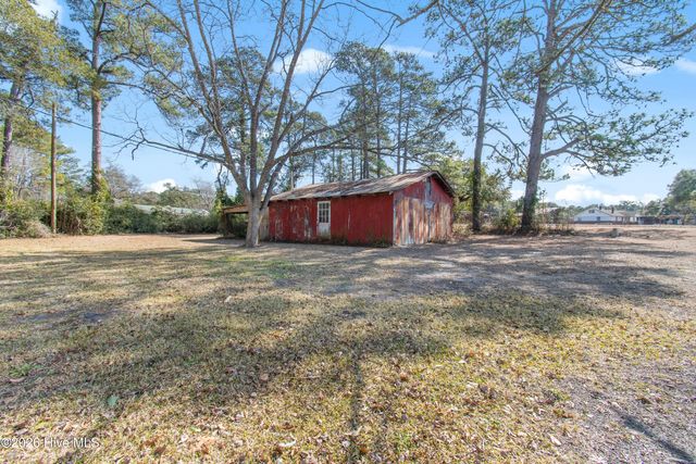 1933 Holden Beach Road SW, Holden Beach, NC 28462