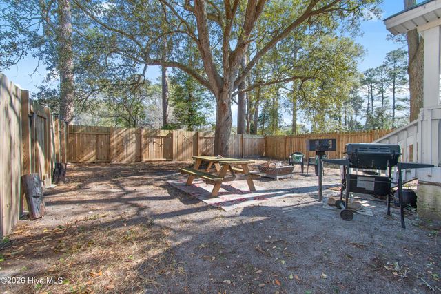 1933 Holden Beach Road SW, Holden Beach, NC 28462