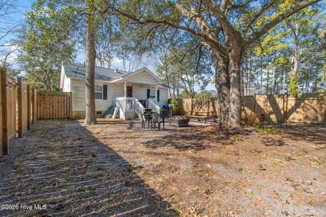 1933 Holden Beach Road SW, Holden Beach, NC 28462