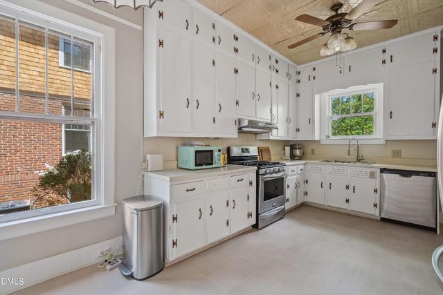 116 Hawthorne Road, Raleigh, NC 27605