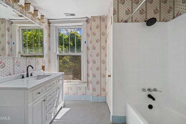 116 Hawthorne Road, Raleigh, NC 27605