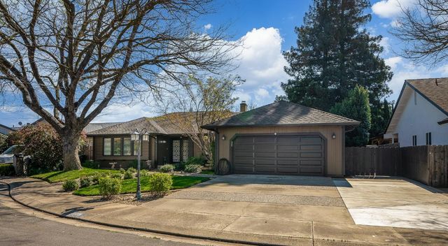 2108 Canadian Cir, Modesto, CA 95356