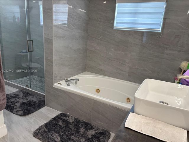 10253 NW 51st Terrace 10253, Doral, FL 33178