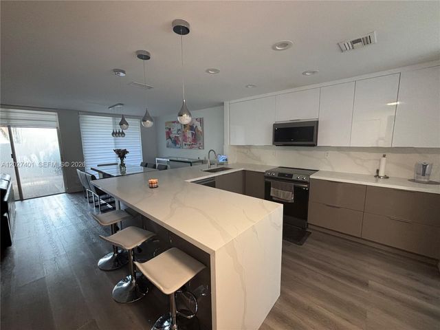 10253 NW 51st Terrace 10253, Doral, FL 33178