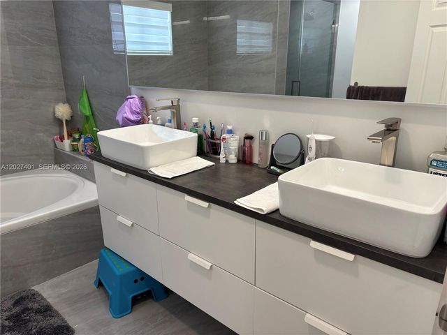 10253 NW 51st Terrace 10253, Doral, FL 33178