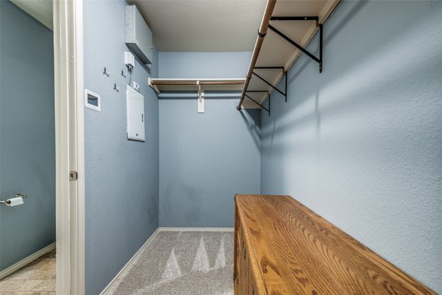 2054 Shawnee Trail, Heartland, TX 75126