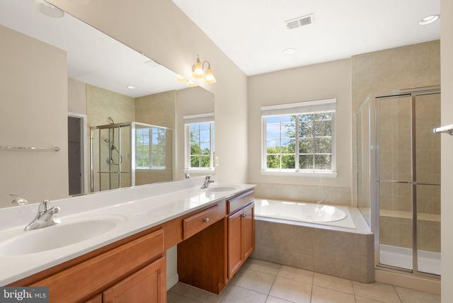 5484 AMBERVIEW CT, Manassas, VA 20112