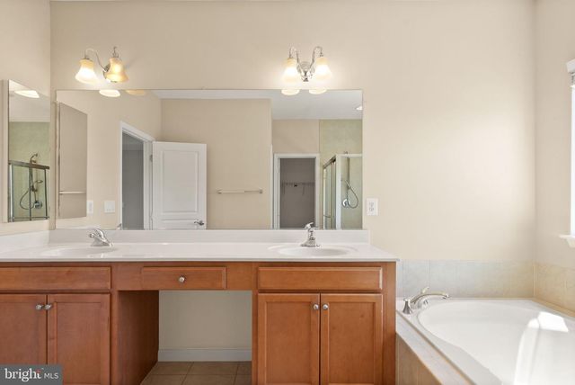 5484 AMBERVIEW CT, Manassas, VA 20112