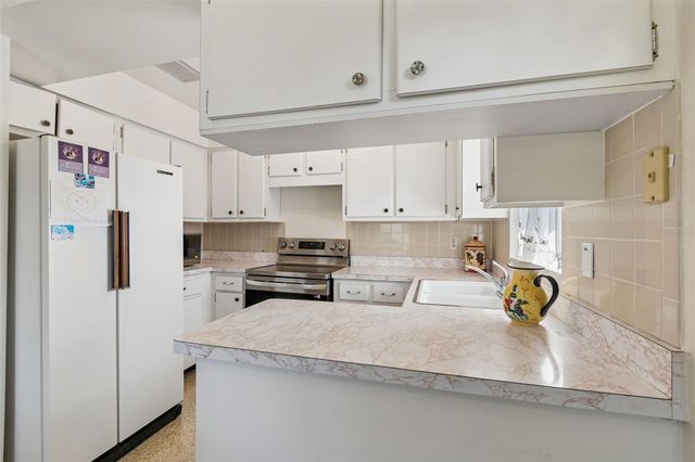 6432 SPRING HILL DRIVE, Spring Hill, FL 34606