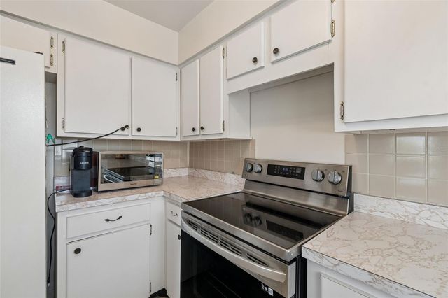 6432 SPRING HILL DRIVE, Spring Hill, FL 34606