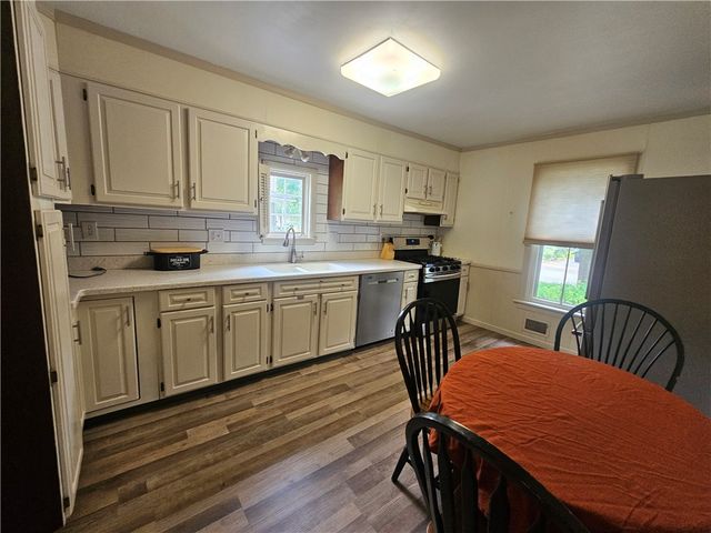 20 Boughton Avenue, Pittsford, NY 14534