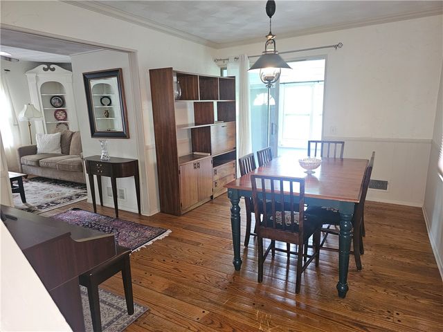 20 Boughton Avenue, Pittsford, NY 14534