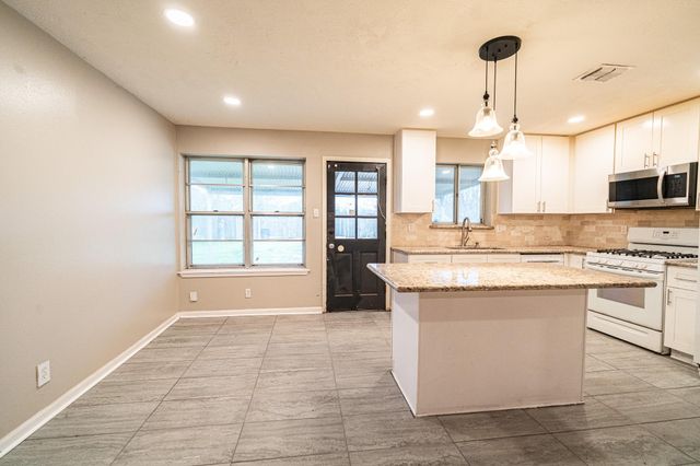 7406 Baneway Drive, Houston, TX 77072