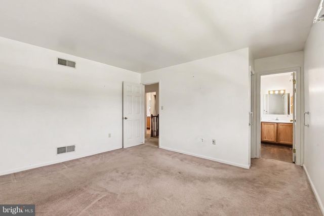 2 GARLAND CT, Carlisle, PA 17013