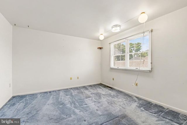 2 GARLAND CT, Carlisle, PA 17013