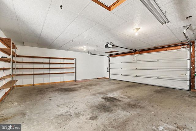 2 GARLAND CT, Carlisle, PA 17013