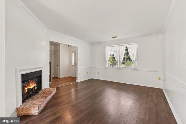 2 GARLAND CT, Carlisle, PA 17013