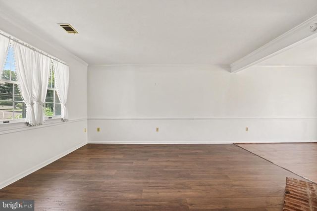 2 GARLAND CT, Carlisle, PA 17013