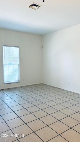 1601 N SABA Street 302, Chandler, AZ 85225