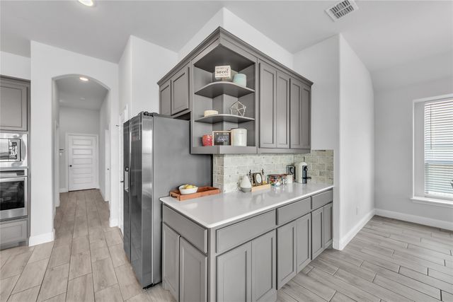 12604 Yellowstone Street, Godley, TX 76044